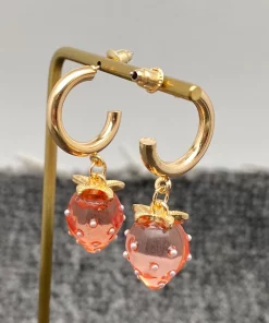 boucles-oreilles-pendantes-fraises